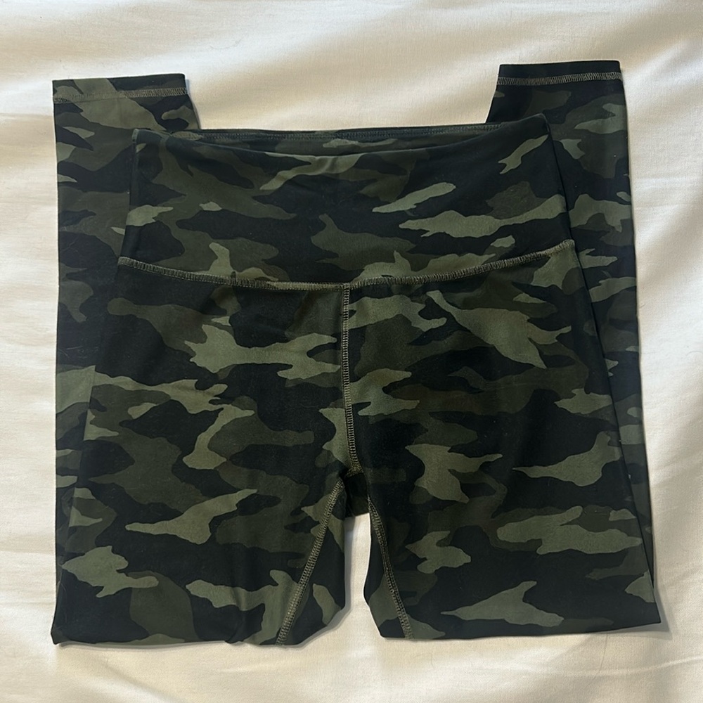 Zobha camo leggings